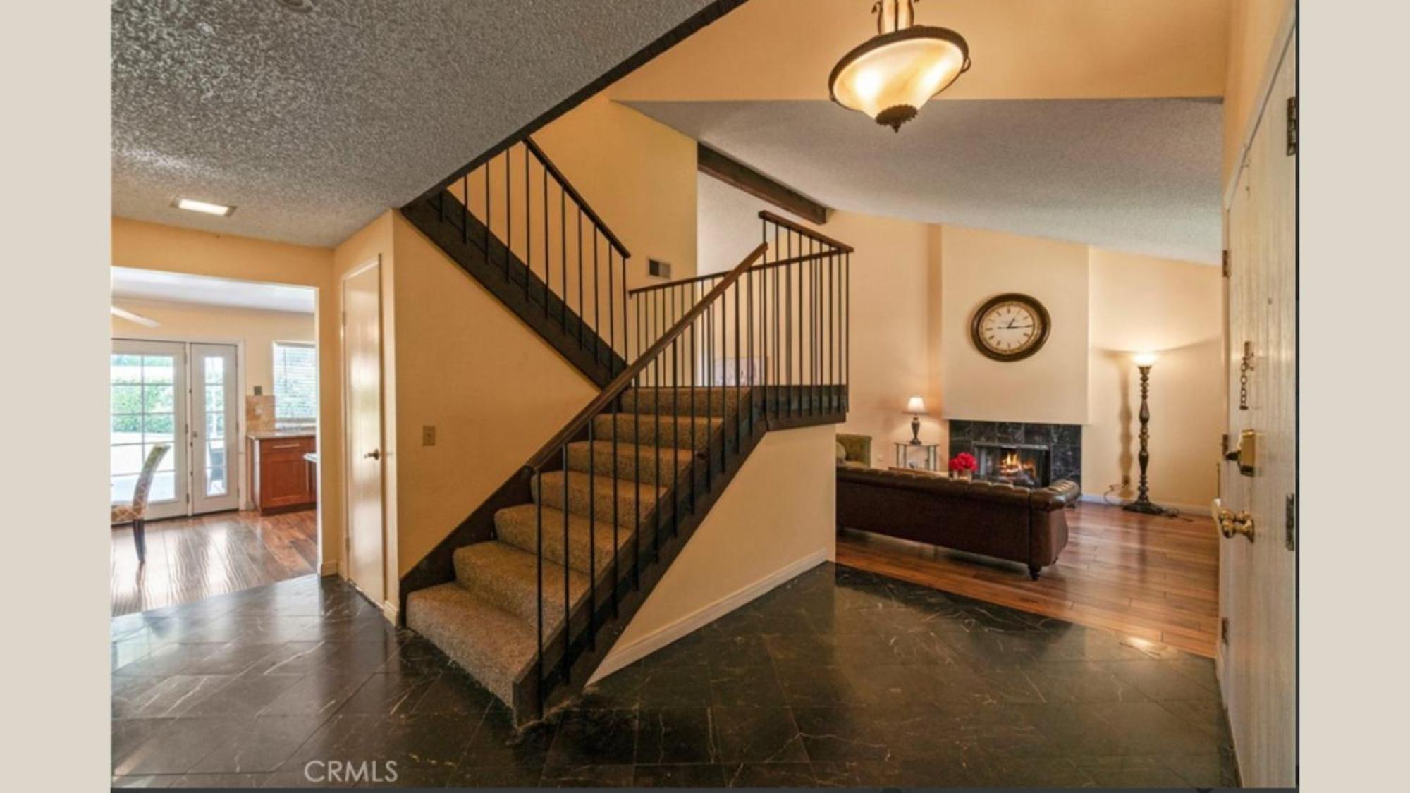 Valley Gem, Spacious 5 Bedroom 3 Bath, Sleeps 11 * Los Angeles